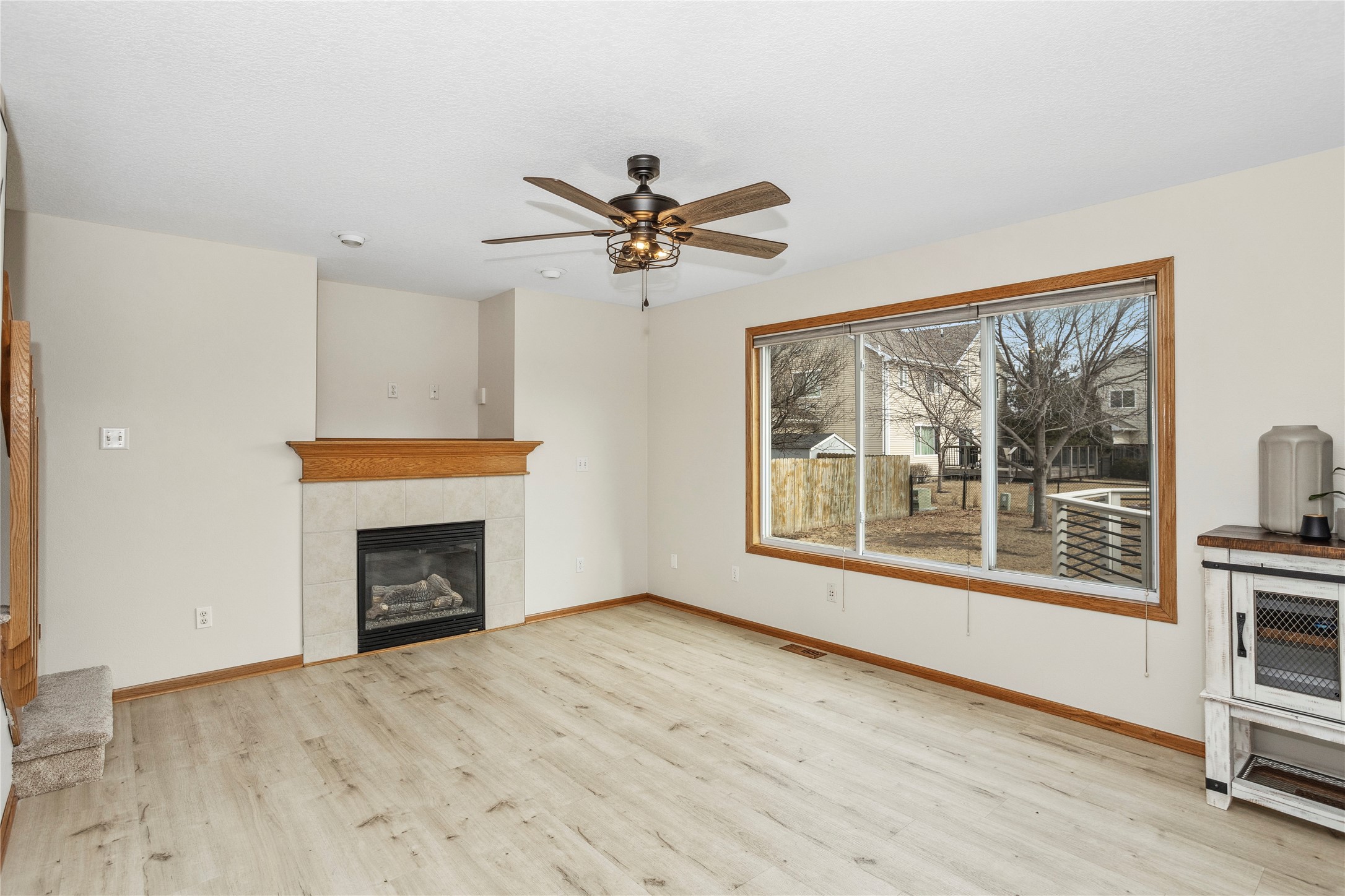 4826 Lakewood Drive, Norwalk, Iowa image 3