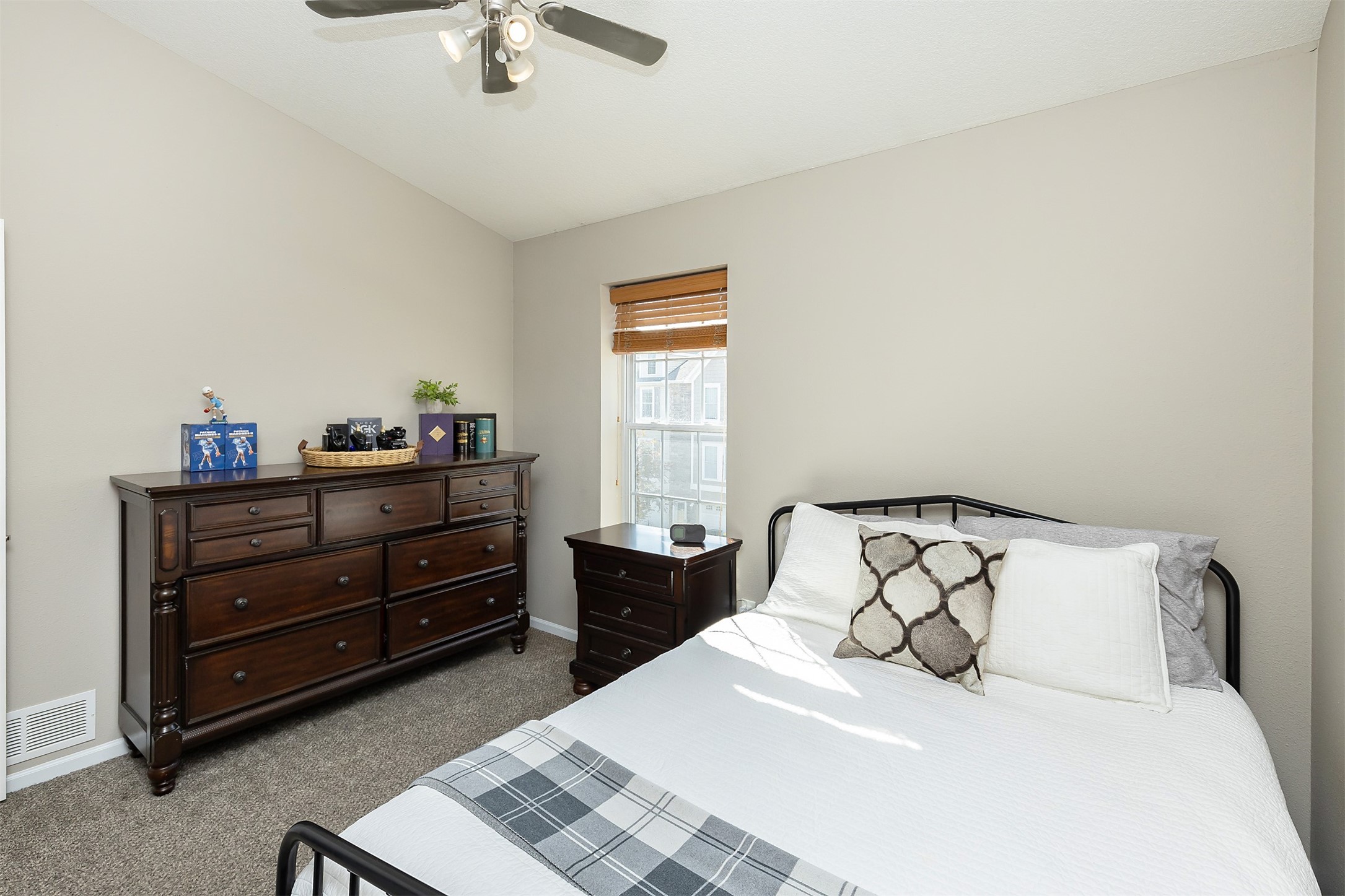 8302 Westown Parkway #4110, West Des Moines, Iowa image 16