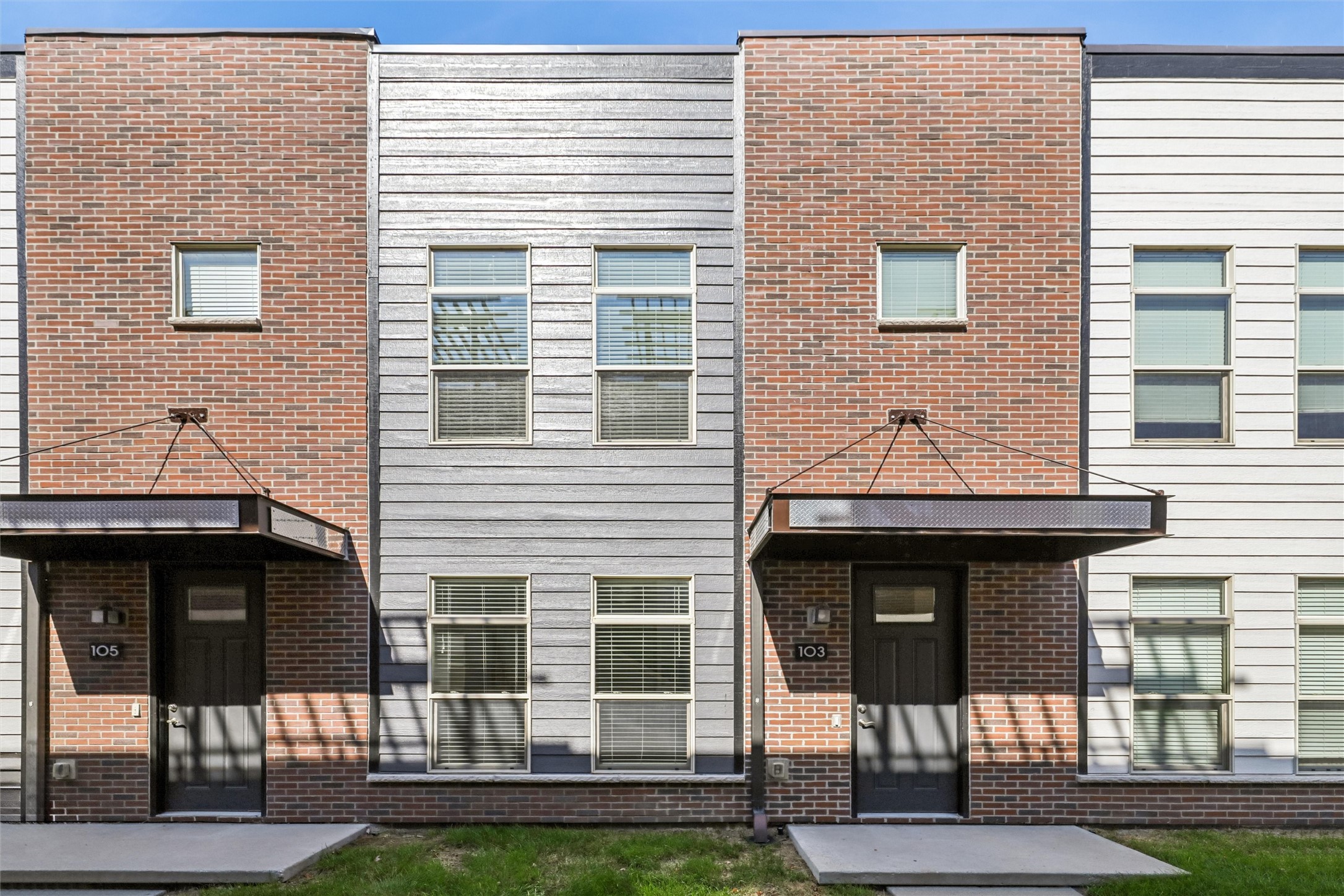 307 SW 7th Street 103