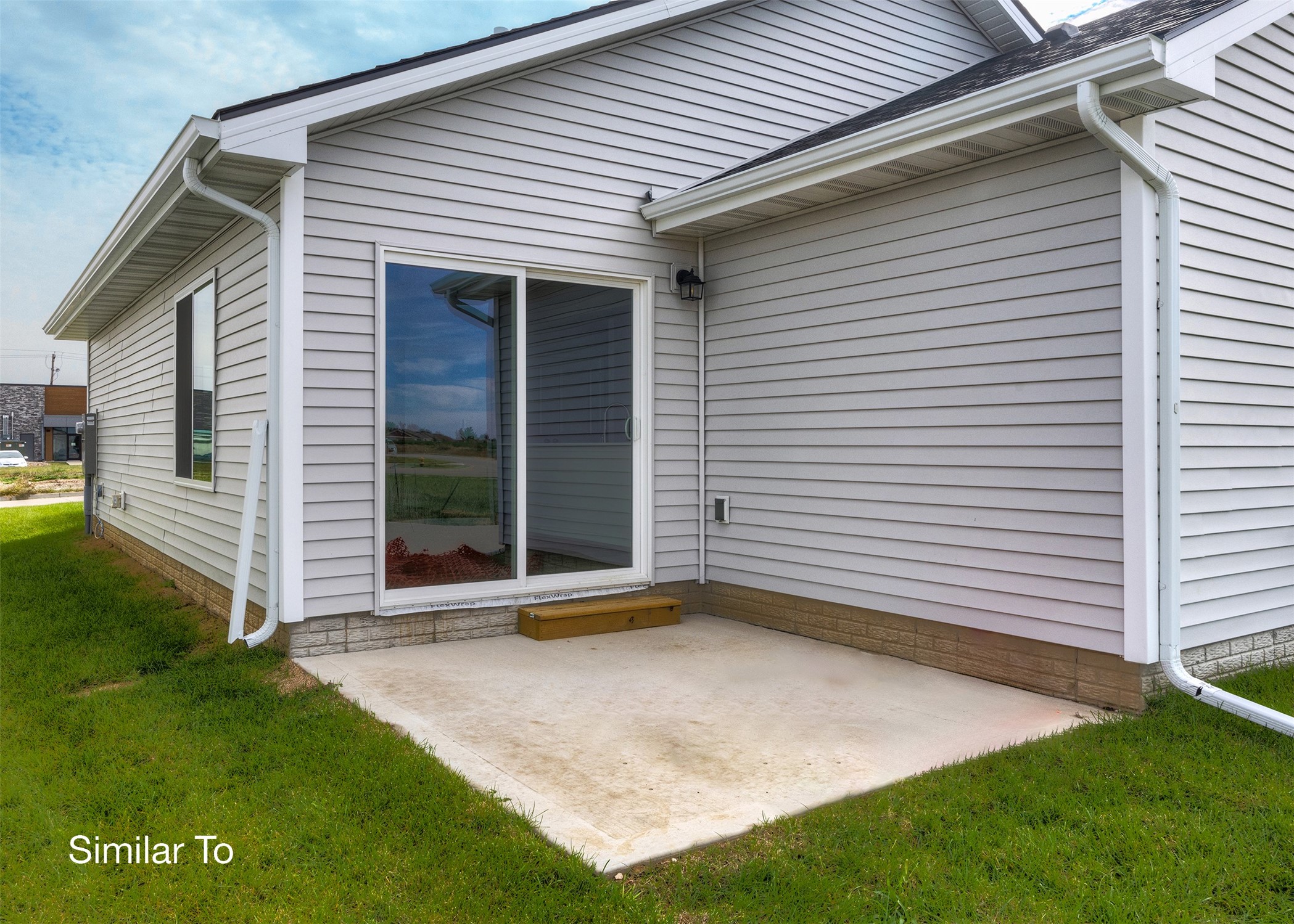 2207 Legacy Drive, Norwalk, Iowa image 3