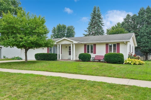 Homes For Sale - 1311 E Euclid Avenue<br/> Indianola, IA 50125