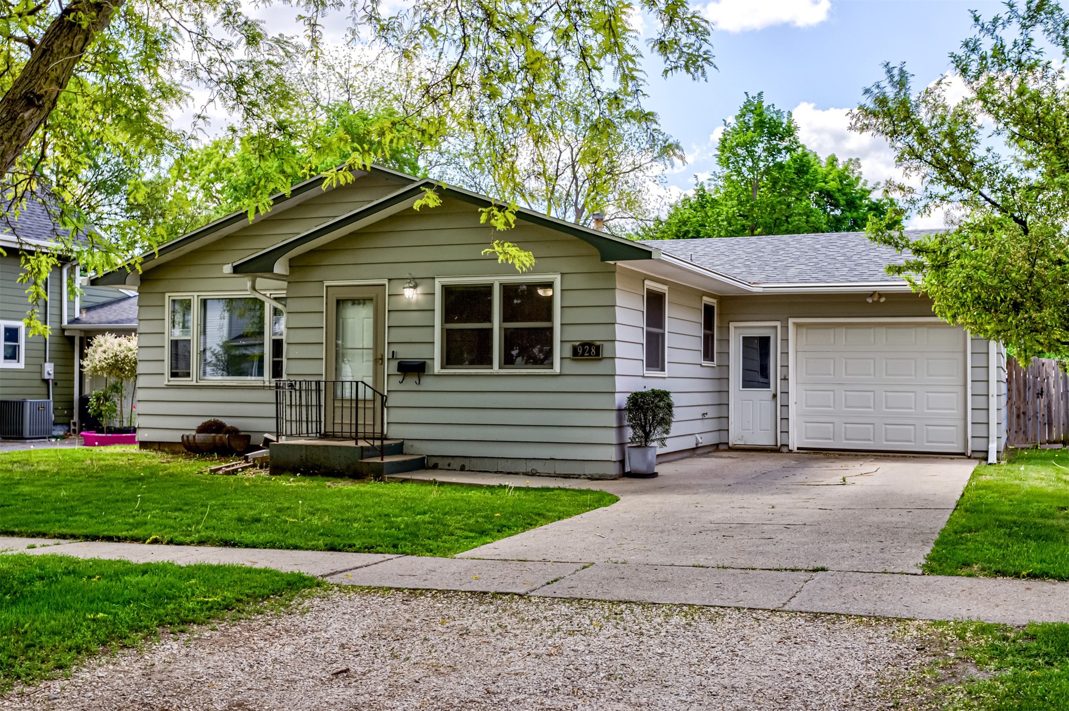 928 Washington Street, Story City, Iowa image 1