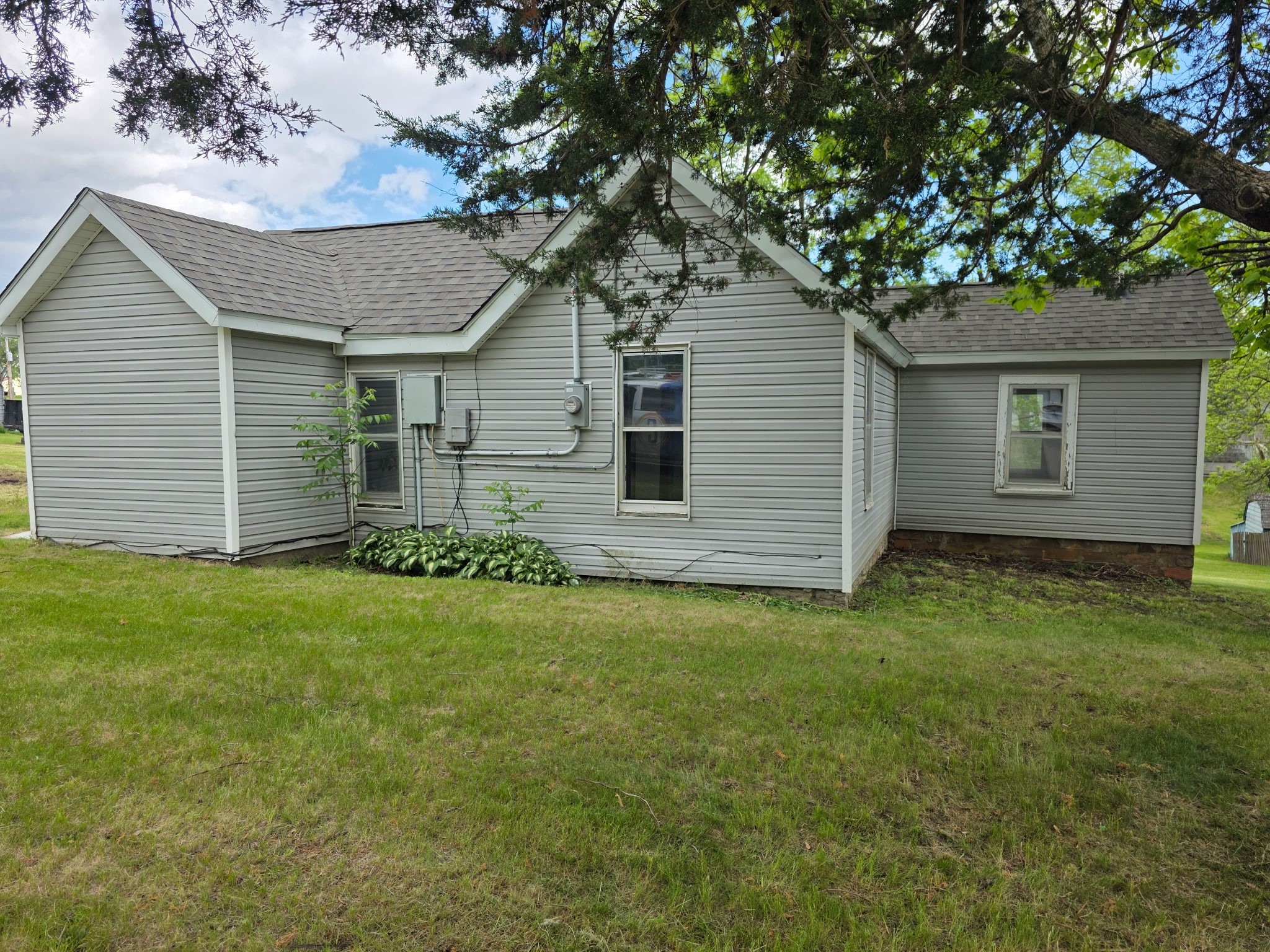 212 Armory Avenue, Chariton, Iowa image 1