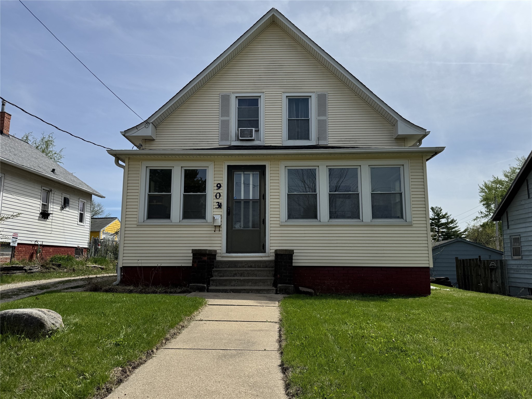 903 Morton Avenue, Des Moines, Iowa image 2