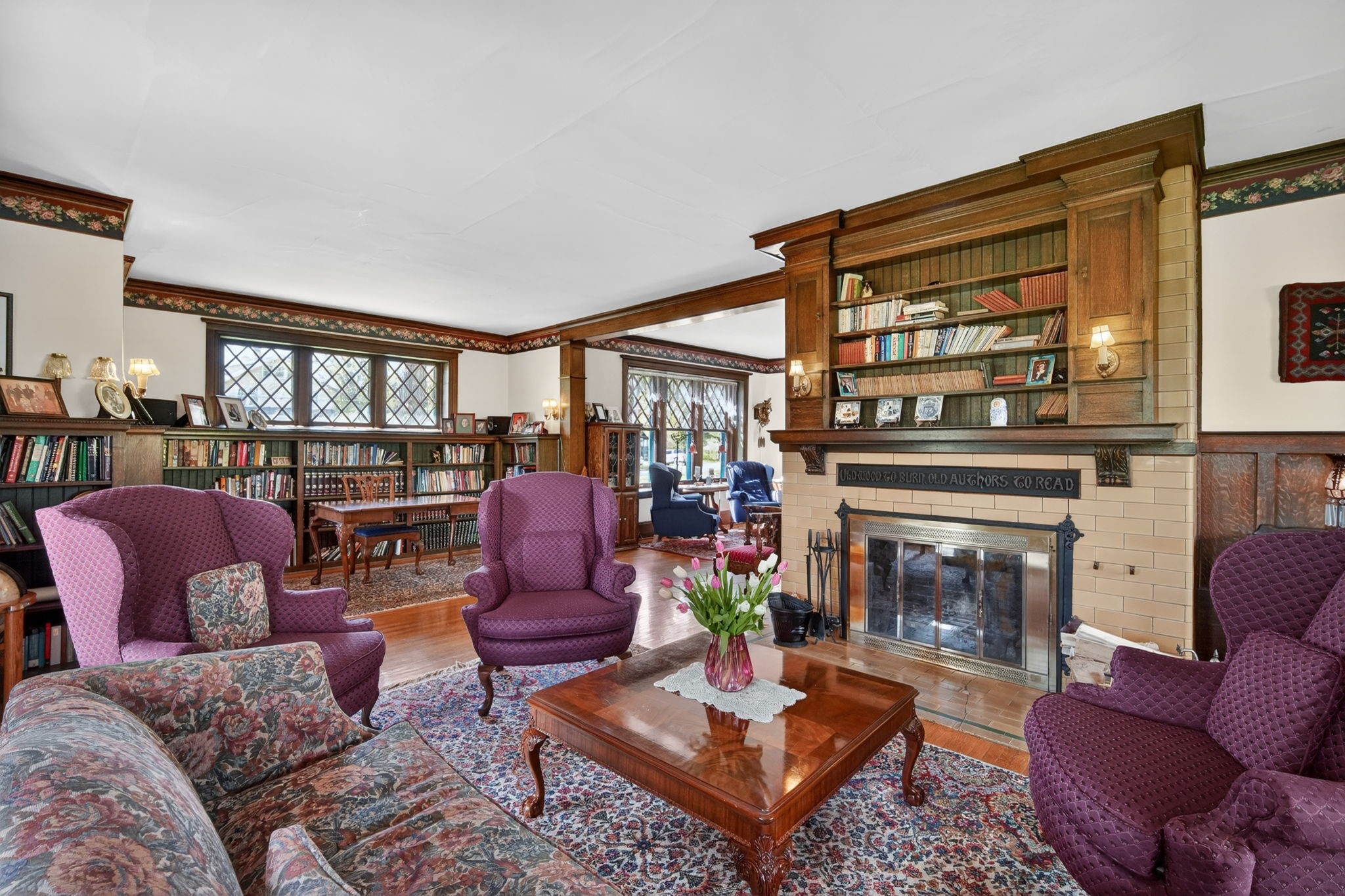 Des Moines, Iowa, 50312, United States, 5 Bedrooms Bedrooms, ,3 BathroomsBathrooms,Residential,Pending,2052137