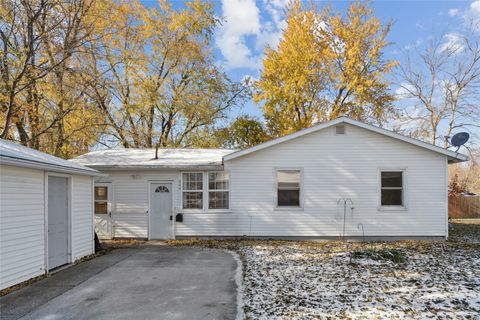 Homes For Sale - 506 5th Avenue<br/> State Center, IA 50247