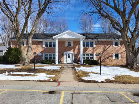 Condo For Sale - 513 3rd Street #3<br/> Boone County, Ogden, IA 50212