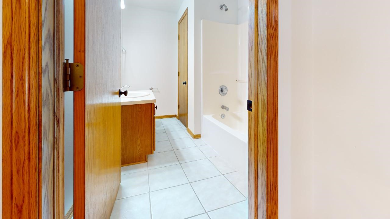 900 67th Street #606, West Des Moines, Iowa image 16