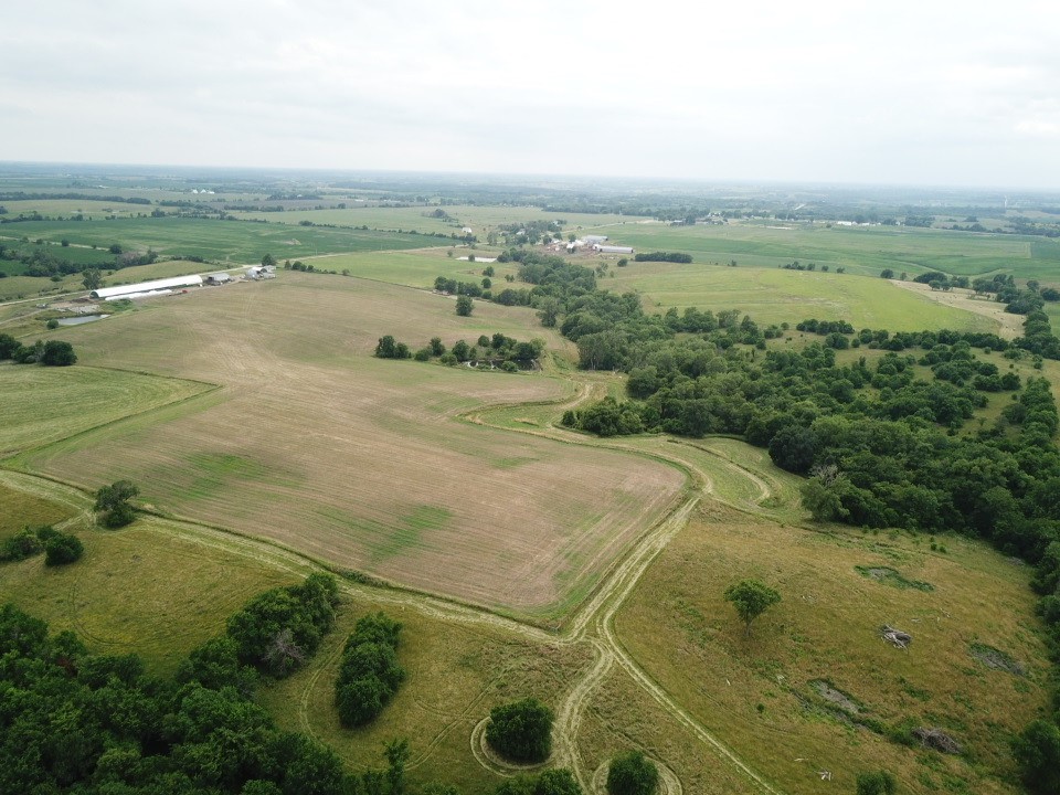 17021 Tyler Street, Lacona, Iowa image 10