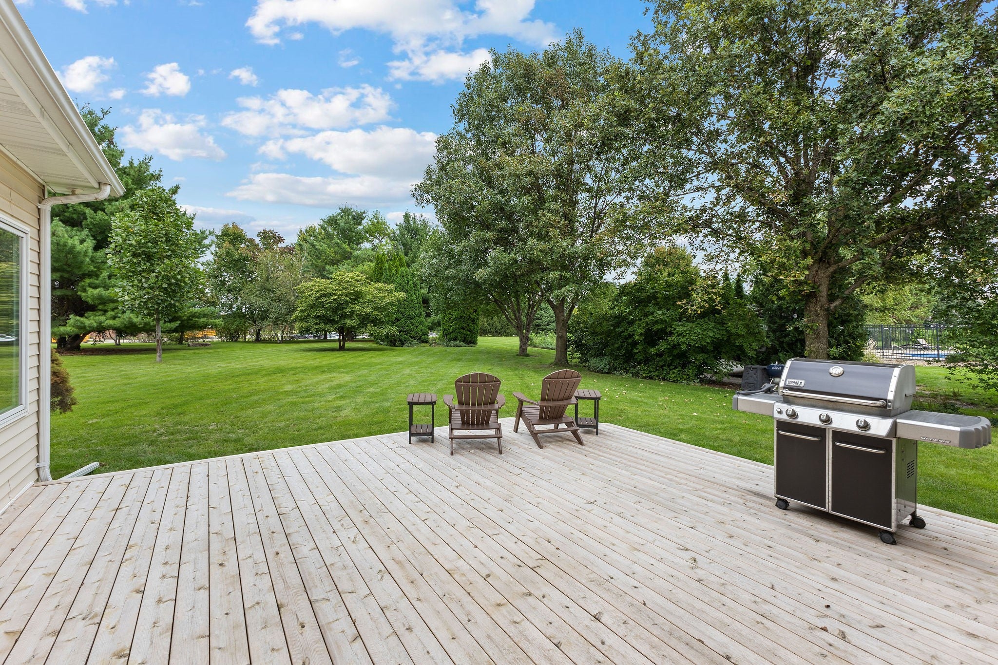 855 SE Westwoods Drive