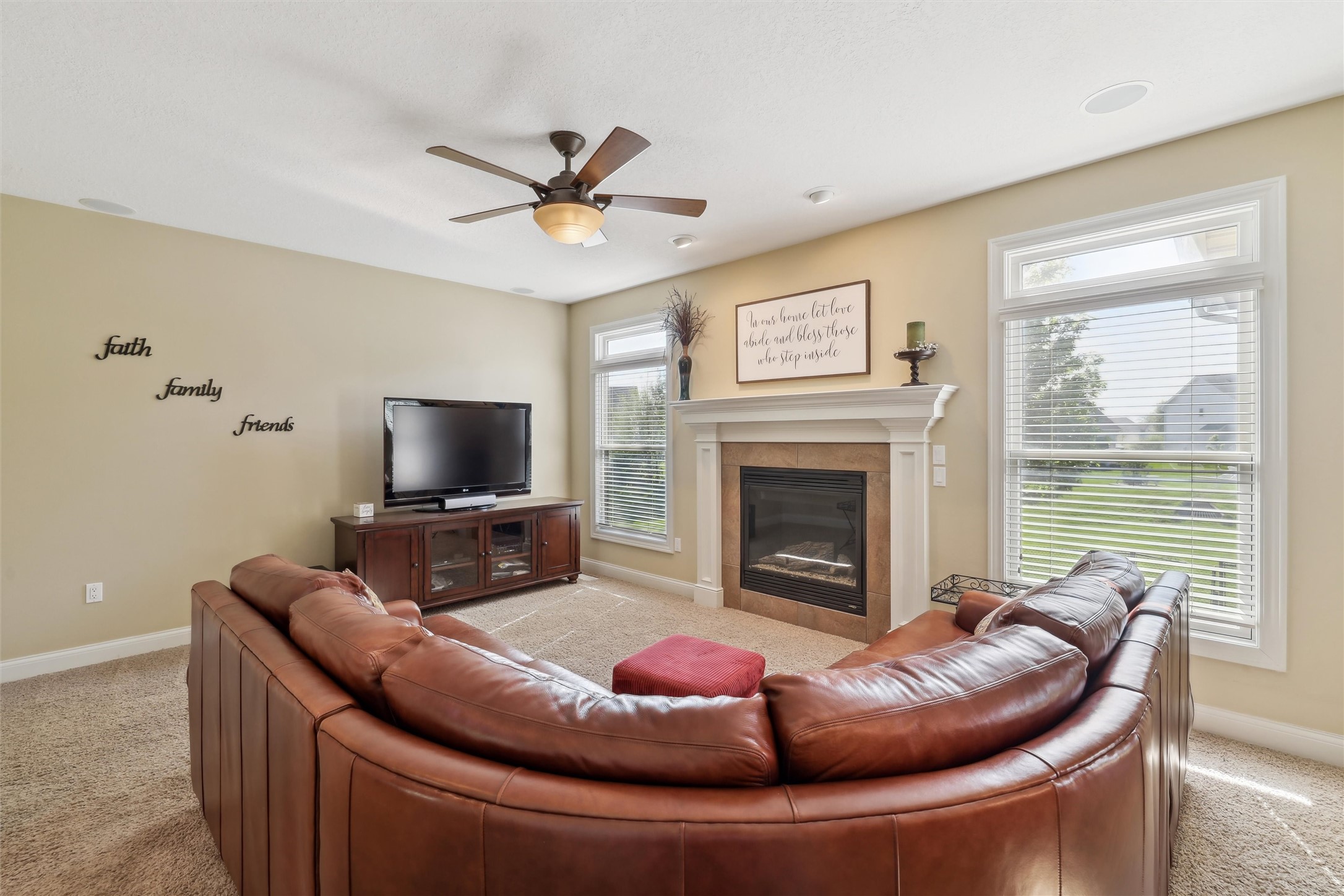 1720 SE Bell Drive, Waukee, Iowa image 13