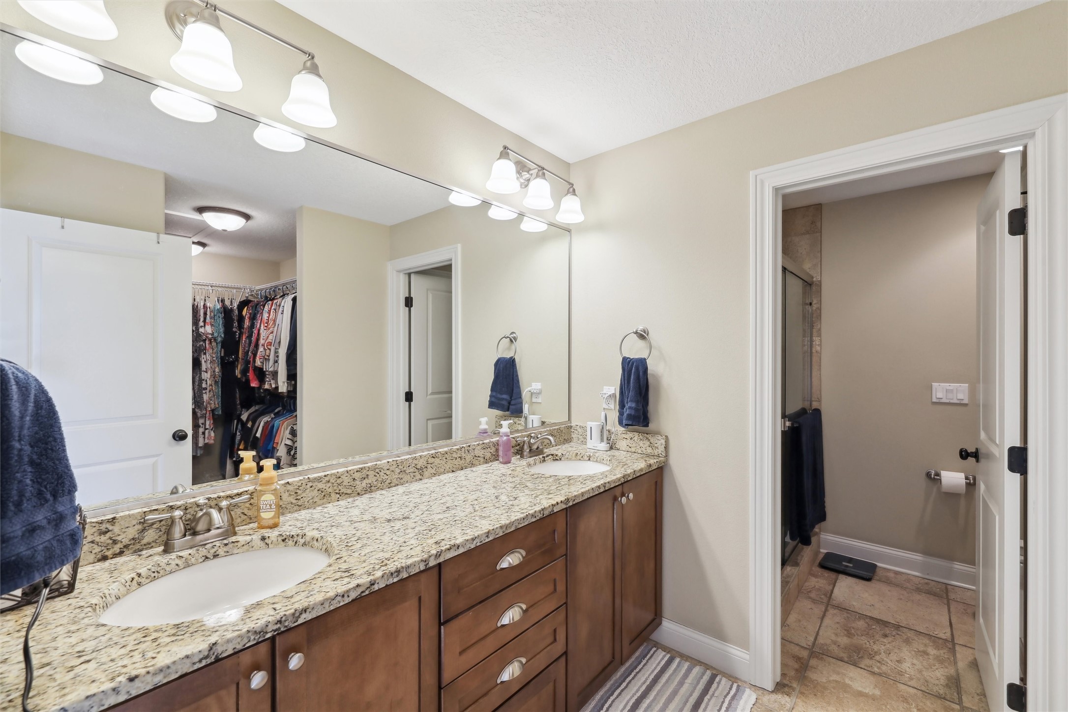 1720 SE Bell Drive, Waukee, Iowa image 32