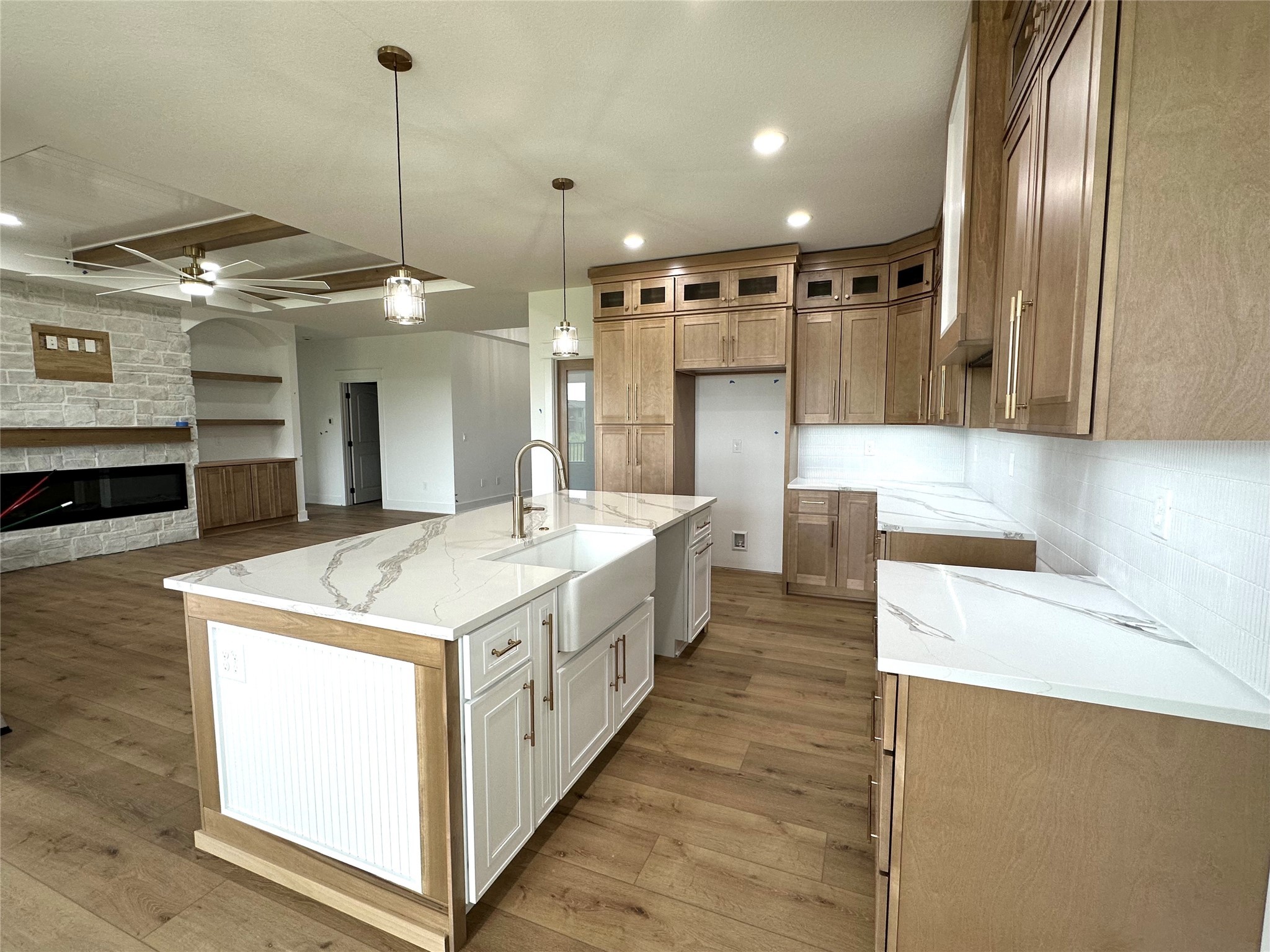 1420 NW Red Oak Drive