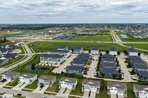 Condo For Sale - 289 NW Charlestown Lane<br/> Waukee, IA 50263