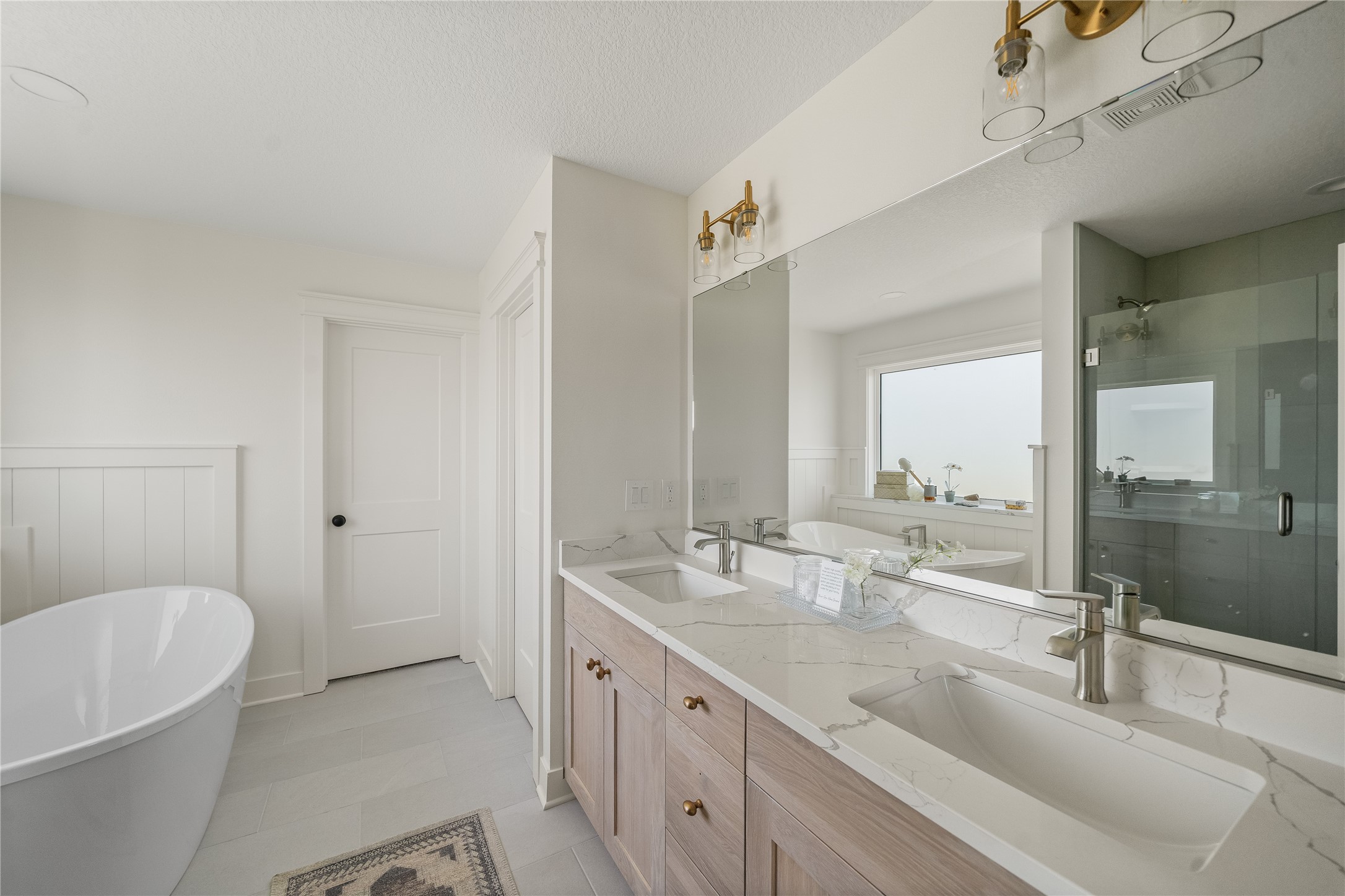 5648 163rd Street, Urbandale, Iowa image 18