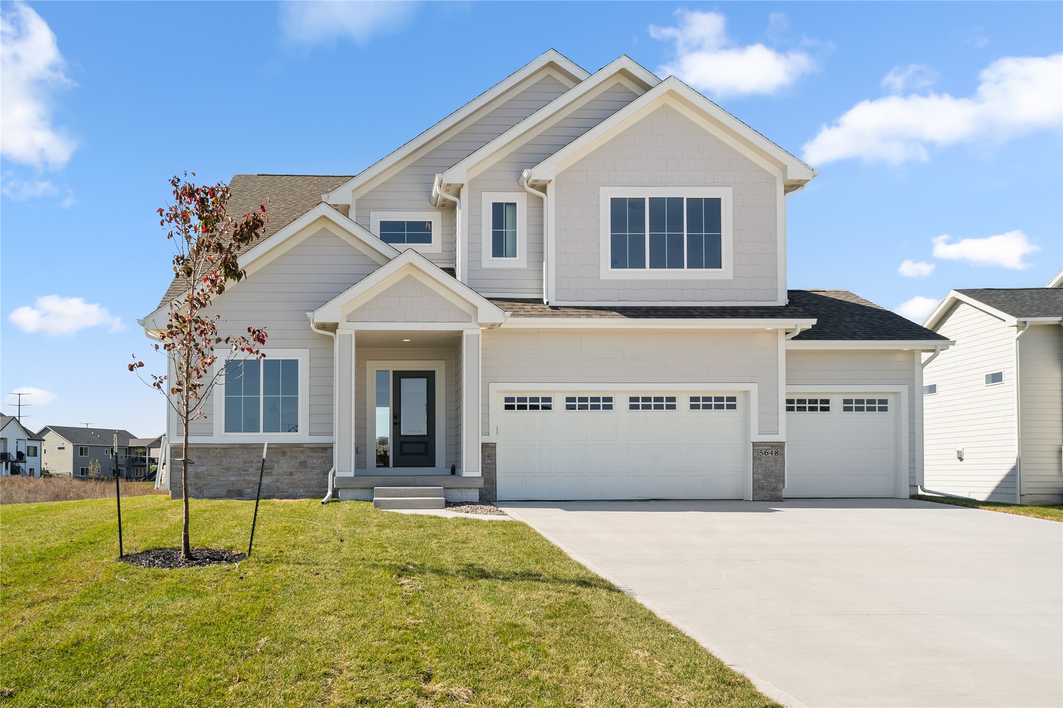 5648 163rd Street, Urbandale, Iowa image 1