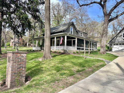 Homes For Sale - 115 Tonawanda Drive<br/> Des Moines, IA 50312