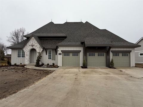 2916 NW 27th Court Ankeny IA 50023