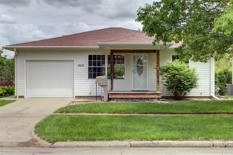 Homes For Sale - 1603 2nd Street<br/> Boone, IA 50036