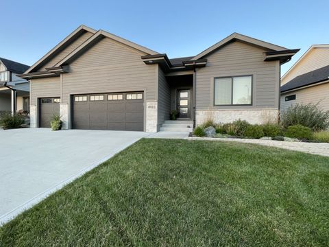 9923 Watermeadow Circle Johnston IA 50131