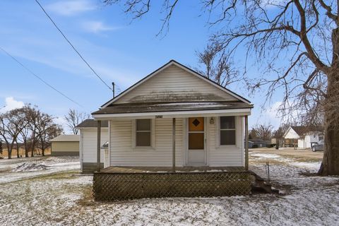 Homes For Sale - 6525 NE Rising Sun Drive<br/> Pleasant Hill, IA 50327