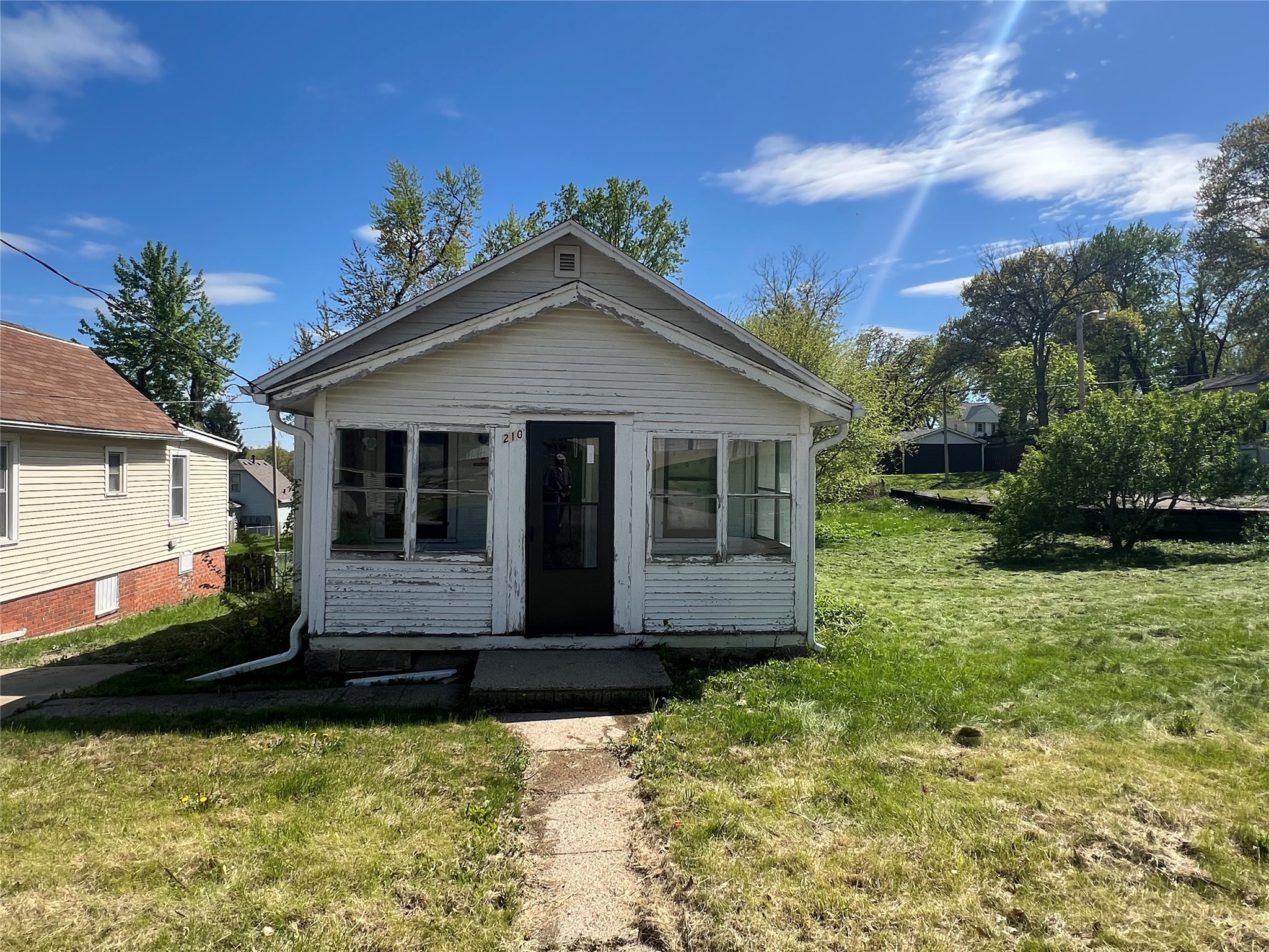 210 Fulton Drive, Des Moines, Iowa image 1