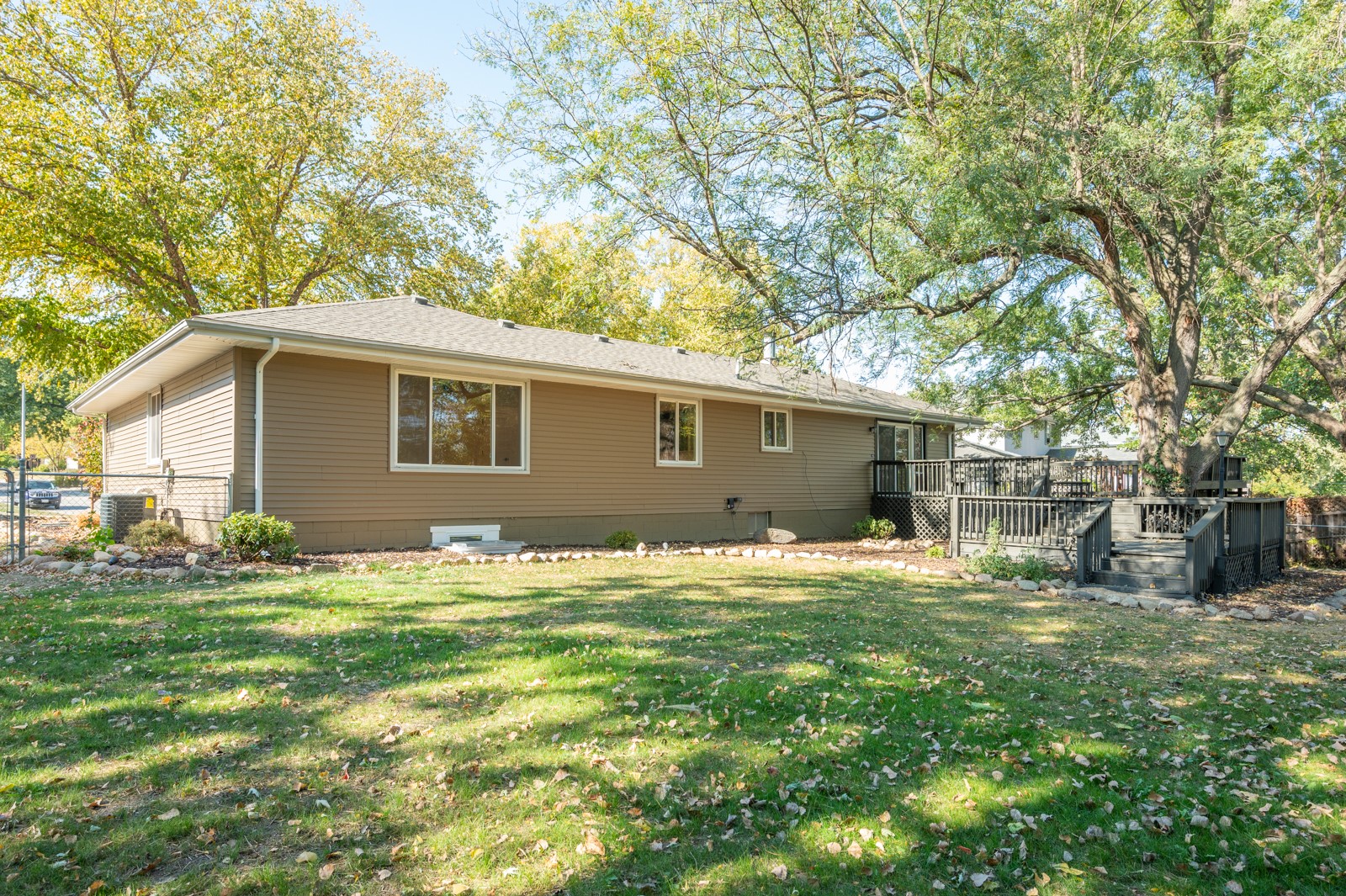 1519 NW 97th Street, Clive, Iowa image 27