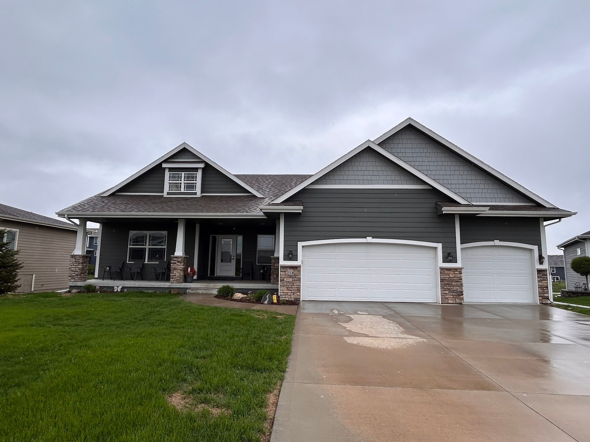 218 34th Street, Altoona, Iowa image 1