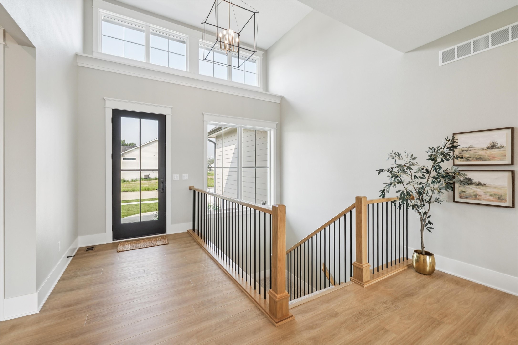 805 Canterbury Circle