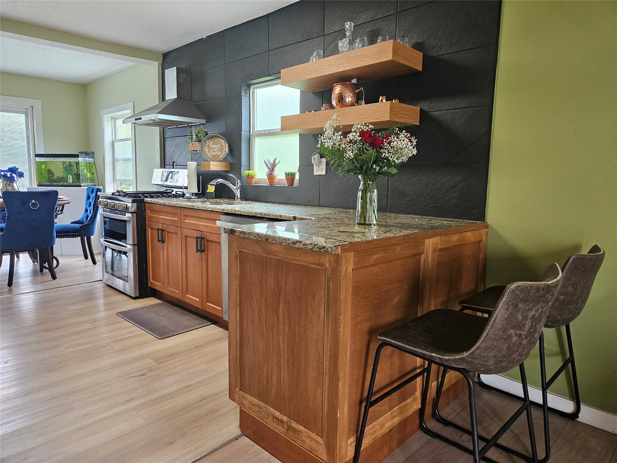 2778 NE Broadway Avenue - Photo 4