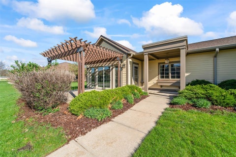 Condo For Sale - 707 Timberland Drive<br/> Story City, IA 50248