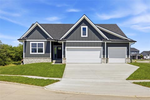 Homes For Sale - 1715 Roebling Road<br/> Adel, IA 50003