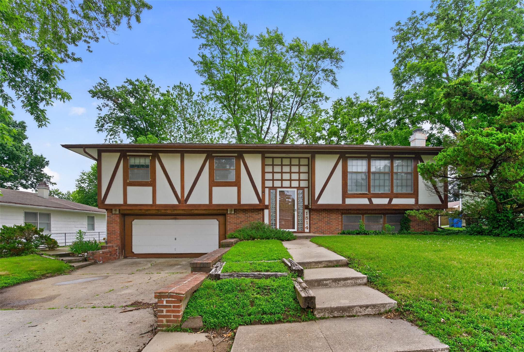 Photo 1 of 29 — 1814 Duff Avenue, Ames, IA 50010