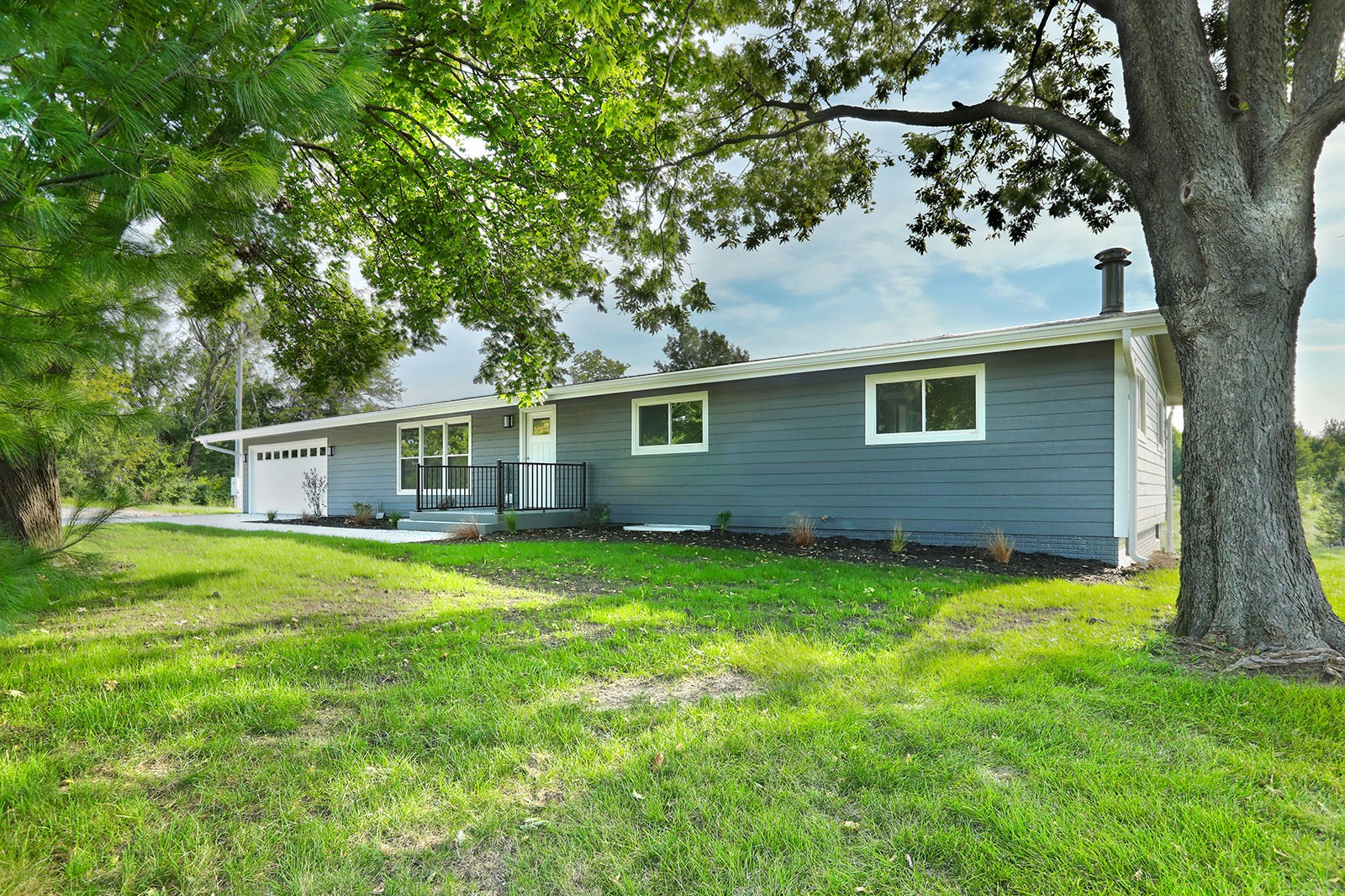 2310 Country Club Road, Indianola, Iowa image 2