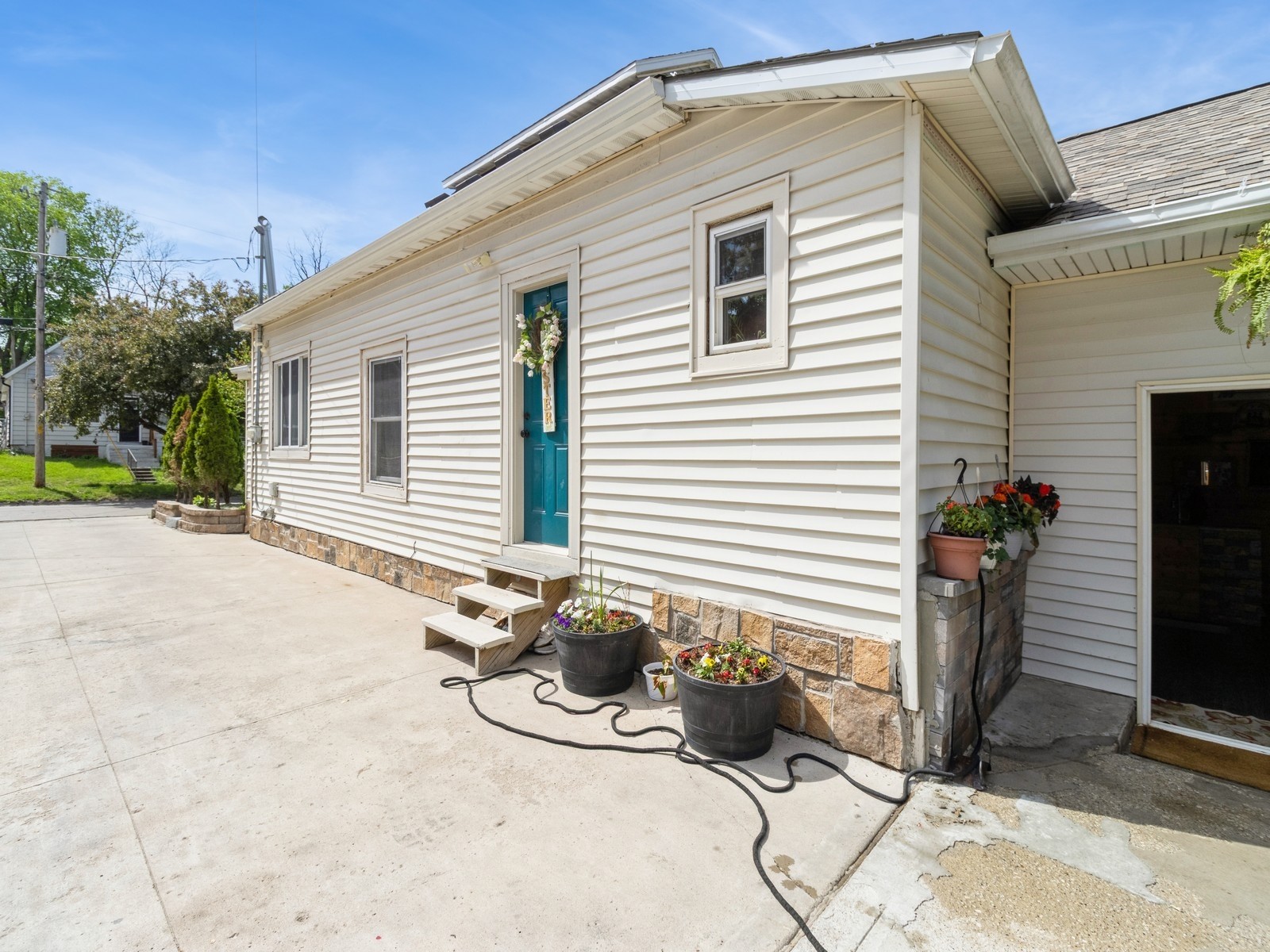 1273 E 18th Street, Des Moines, Iowa image 3