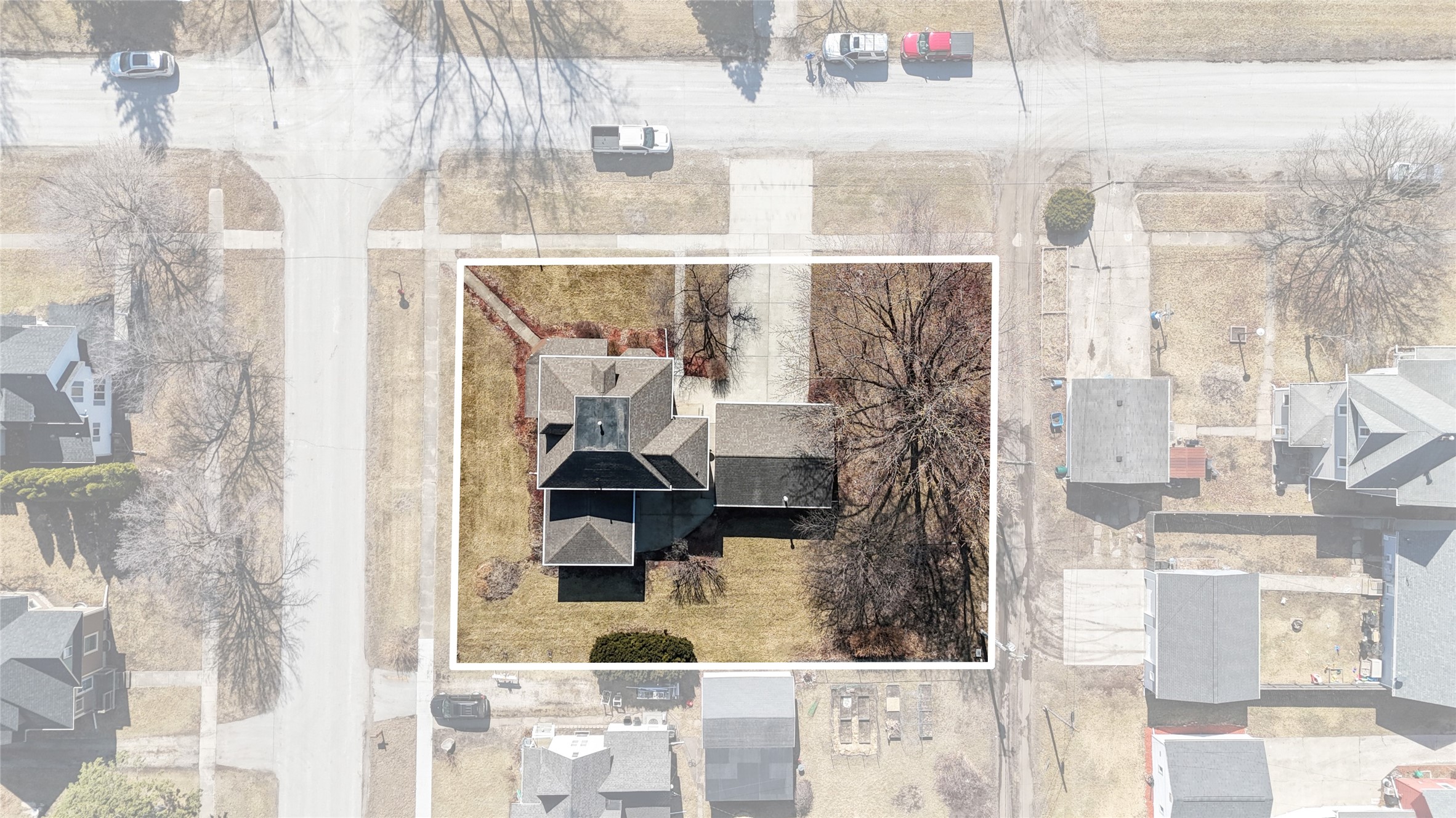 513 E Poplar Street, Roland, Iowa image 34