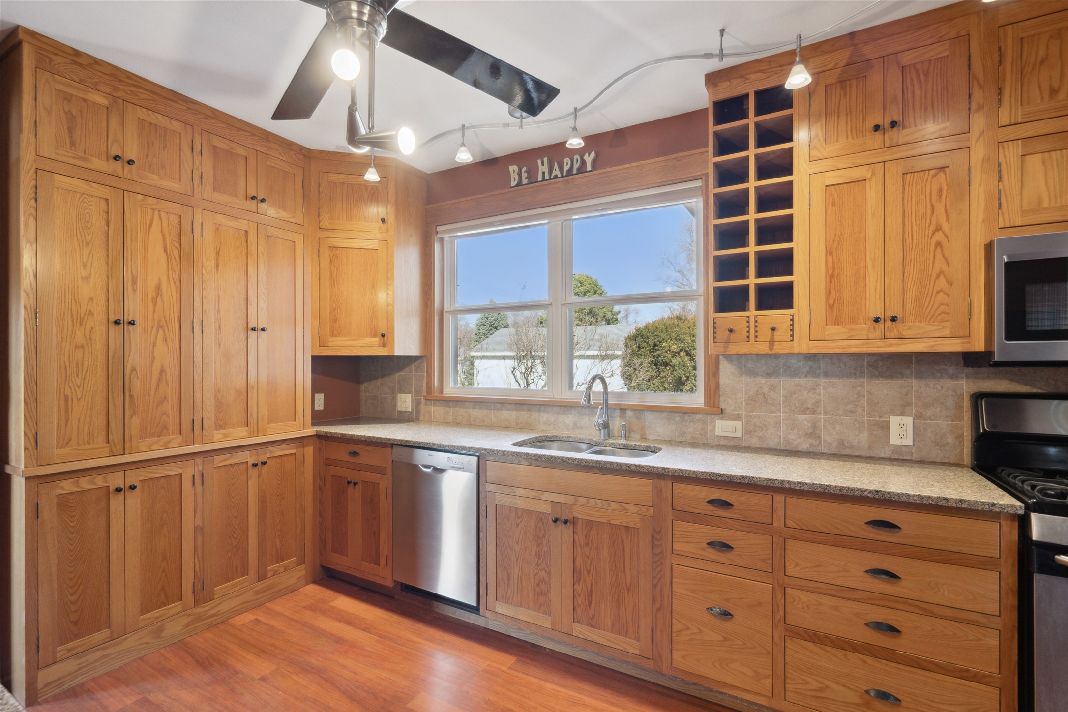 513 E Poplar Street, Roland, Iowa image 14