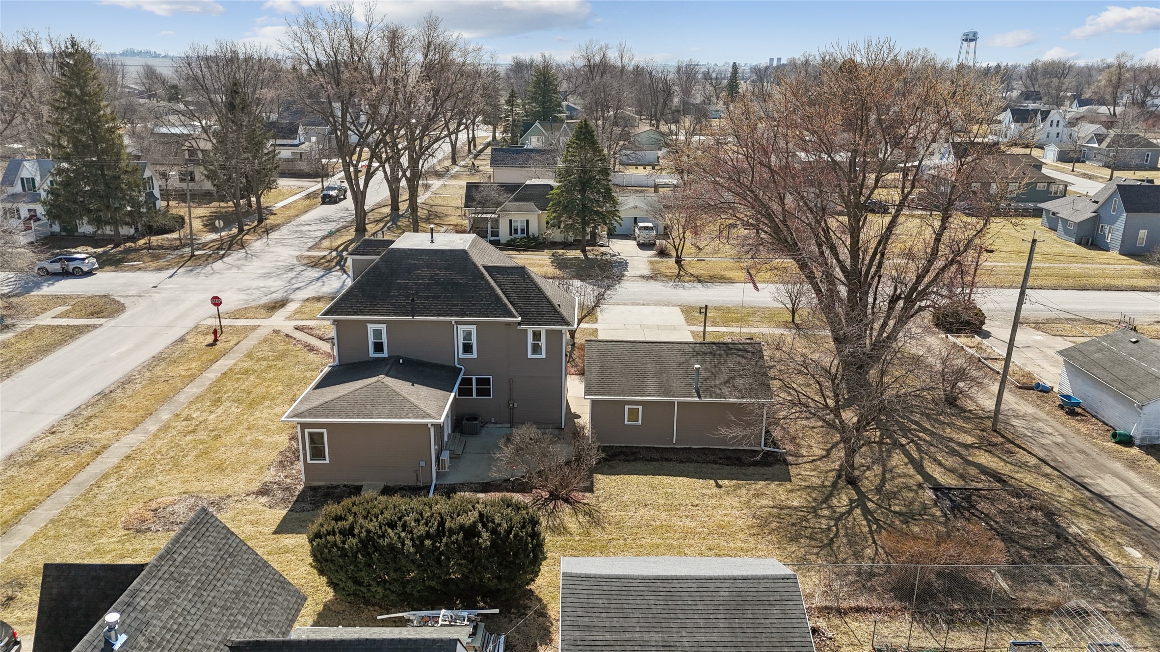 513 E Poplar Street, Roland, Iowa image 35