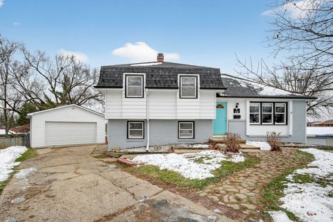 318 Fleetwood Drive Des Moines IA 50315