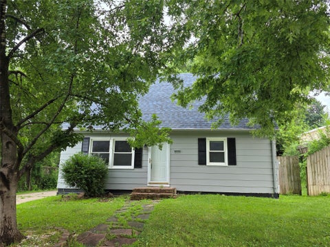 Homes For Sale - 4488 Independence Drive<br/> Polk County, Pleasant Hill, IA 50327