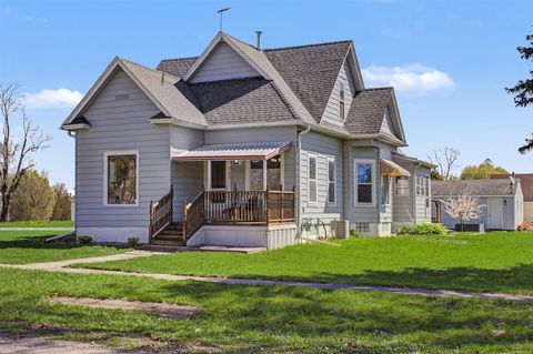 Homes For Sale - 703 5th Street<br/> Colo, IA 50056