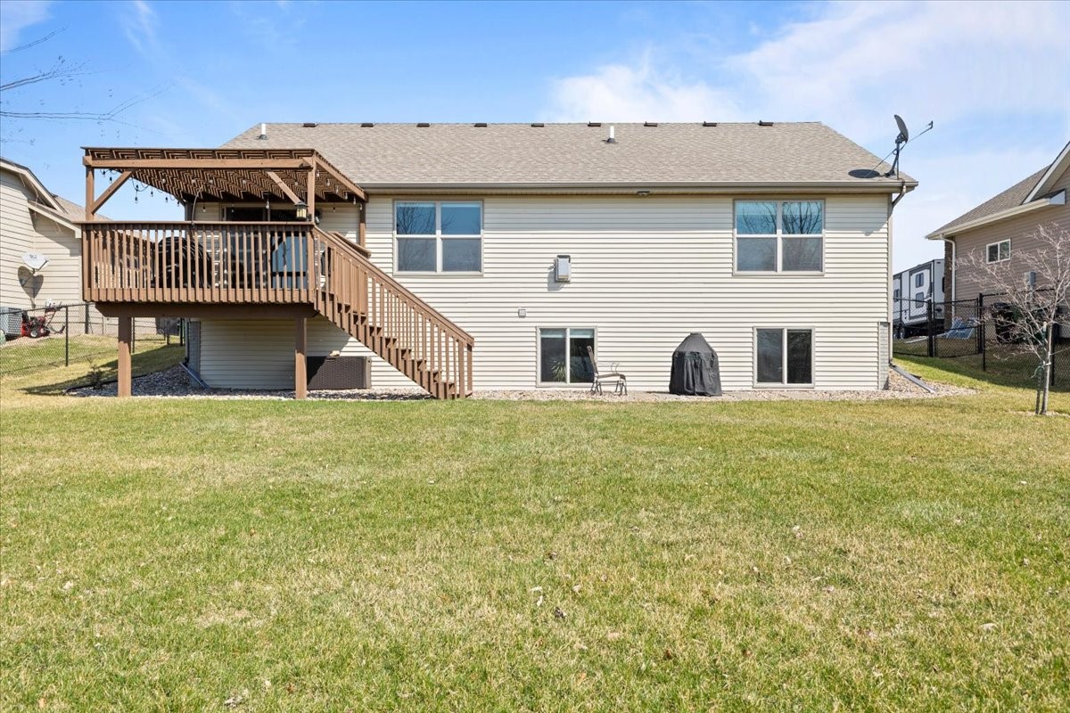 306 NW Mils Drive, Ankeny, Iowa image 35