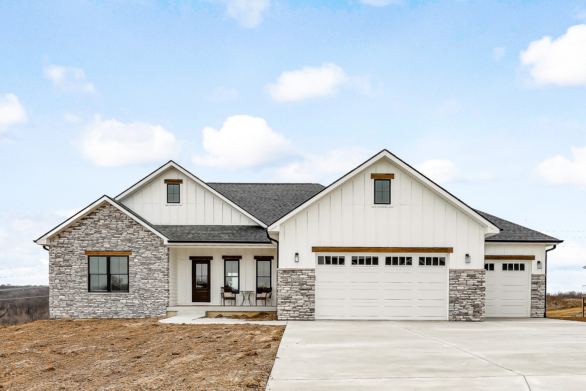 3060 Bos Ridge Road, Pella, Iowa image 1