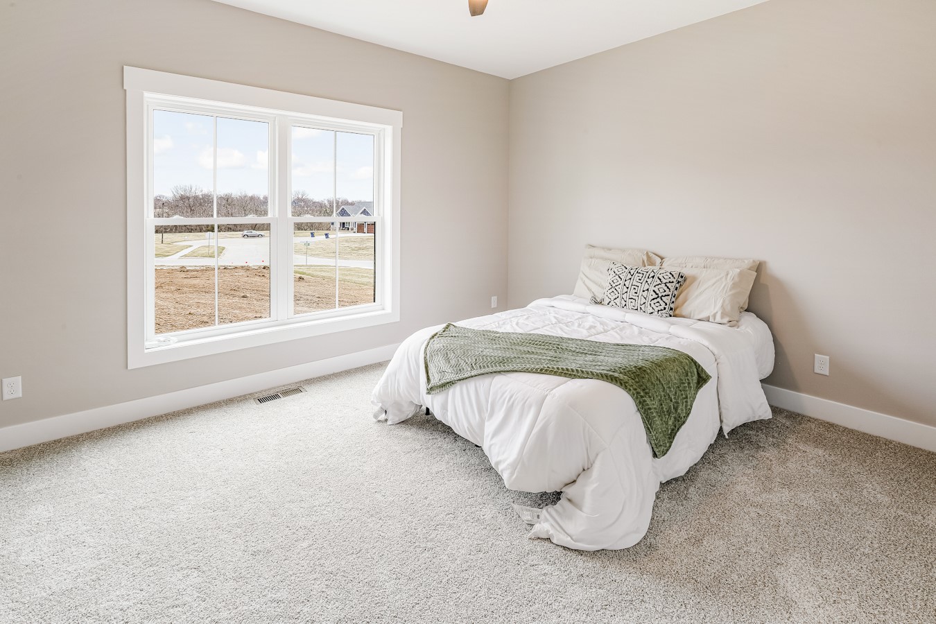 3060 Bos Ridge Road, Pella, Iowa image 14