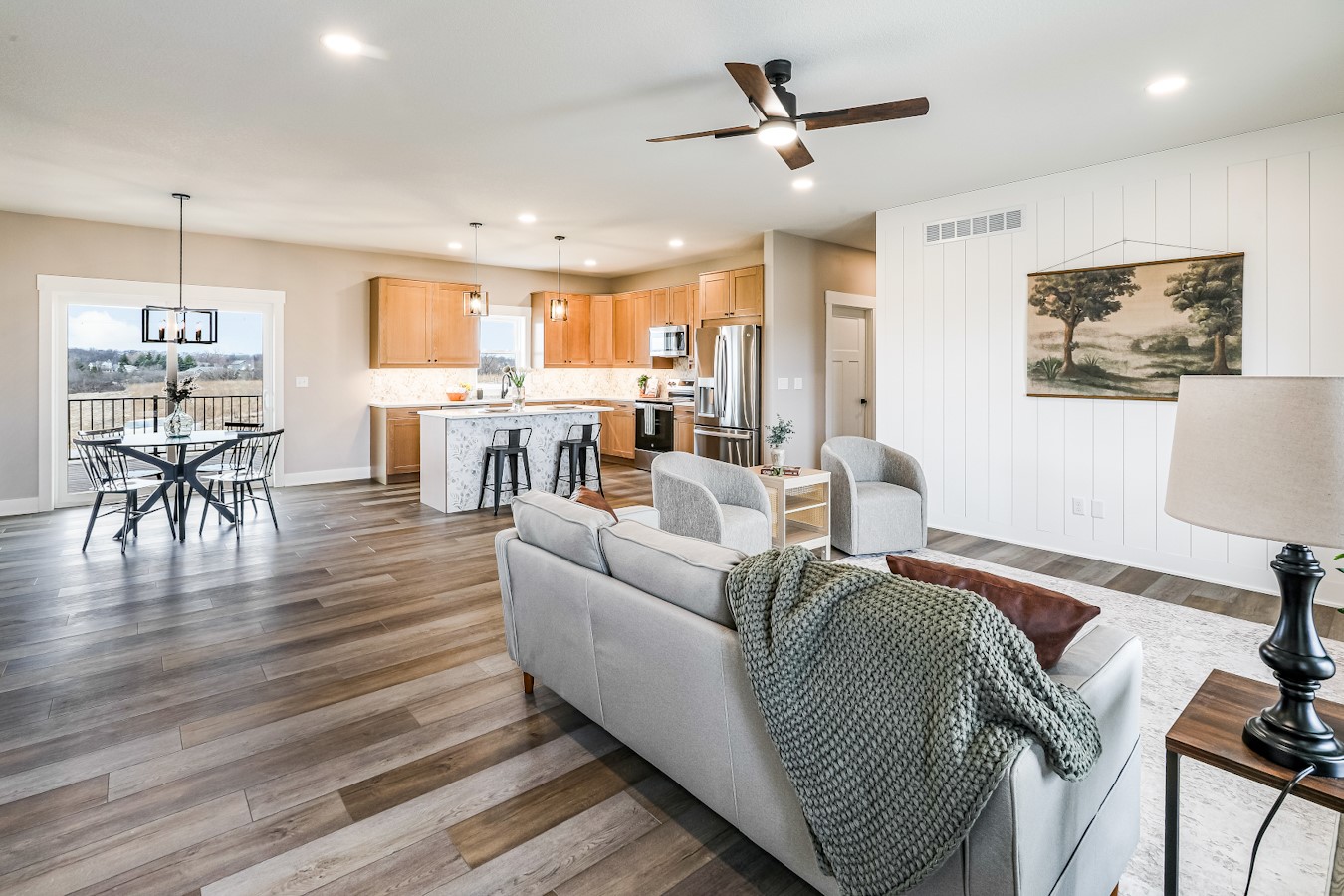 3060 Bos Ridge Road, Pella, Iowa image 2