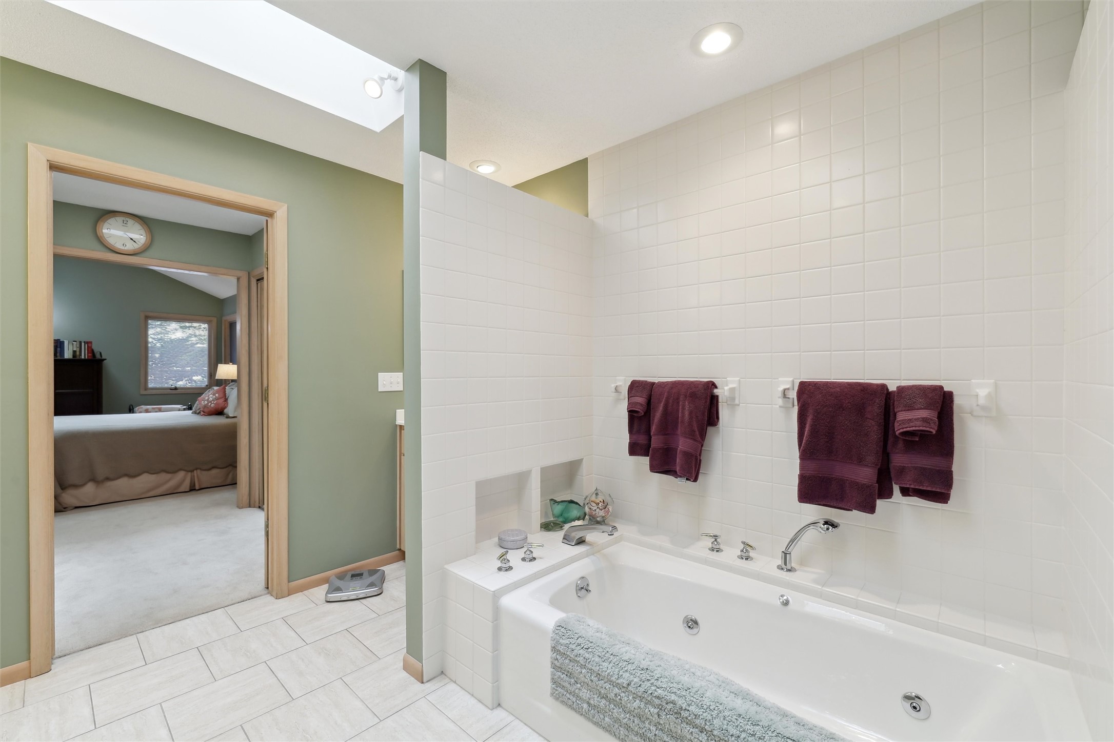 668 58th Street #4, West Des Moines, Iowa image 21