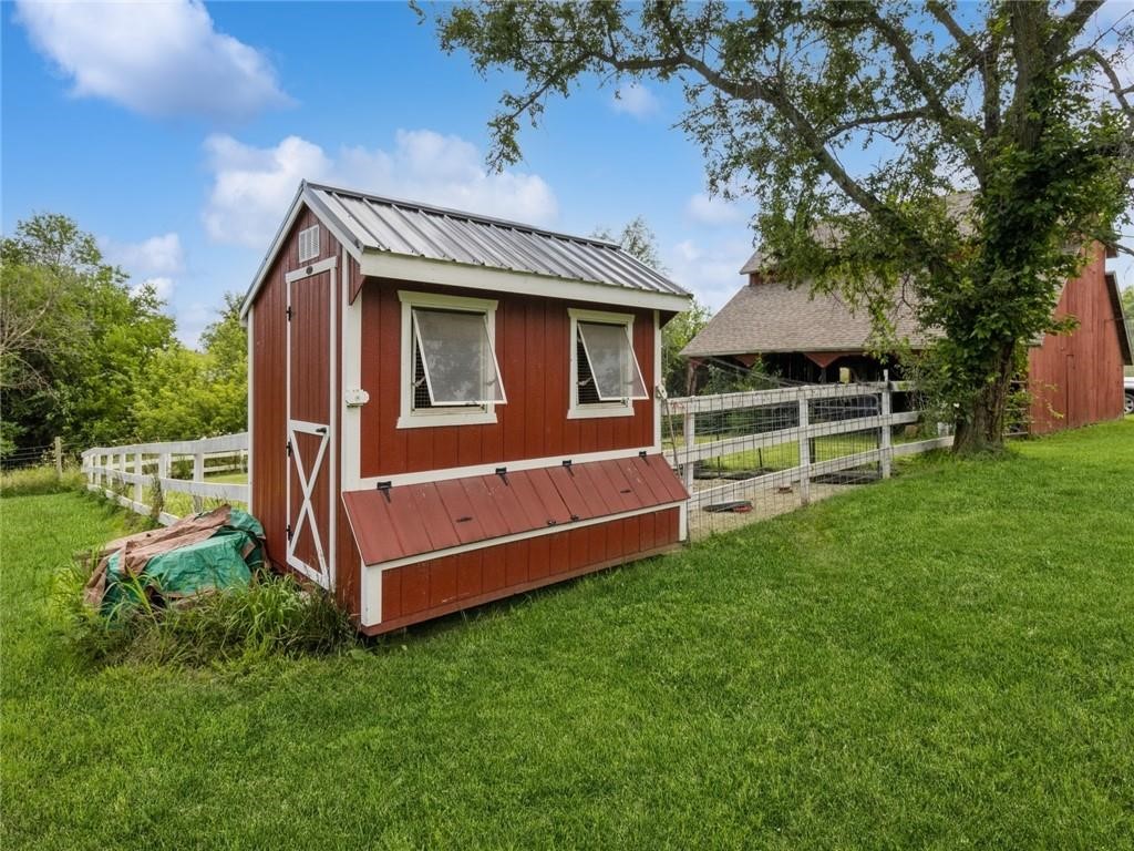 2981 214th Trail, Winterset, Iowa image 21