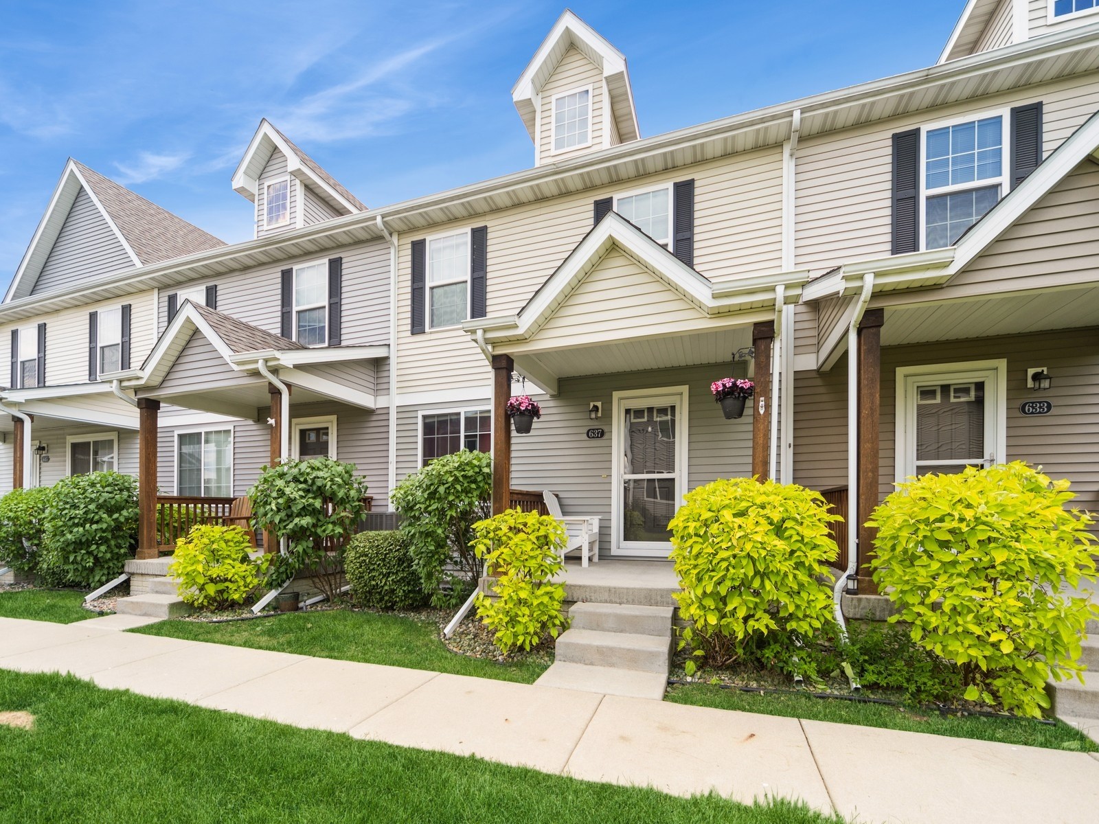 637 Newport Place, Norwalk, Iowa image 1