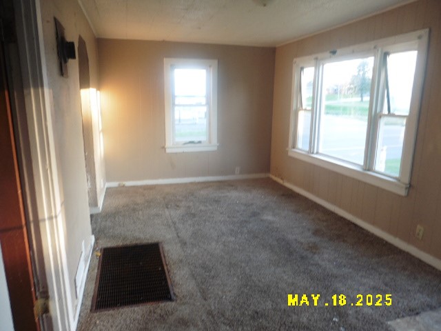 206 S D Street, Indianola, Iowa image 3