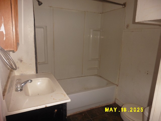 206 S D Street, Indianola, Iowa image 2